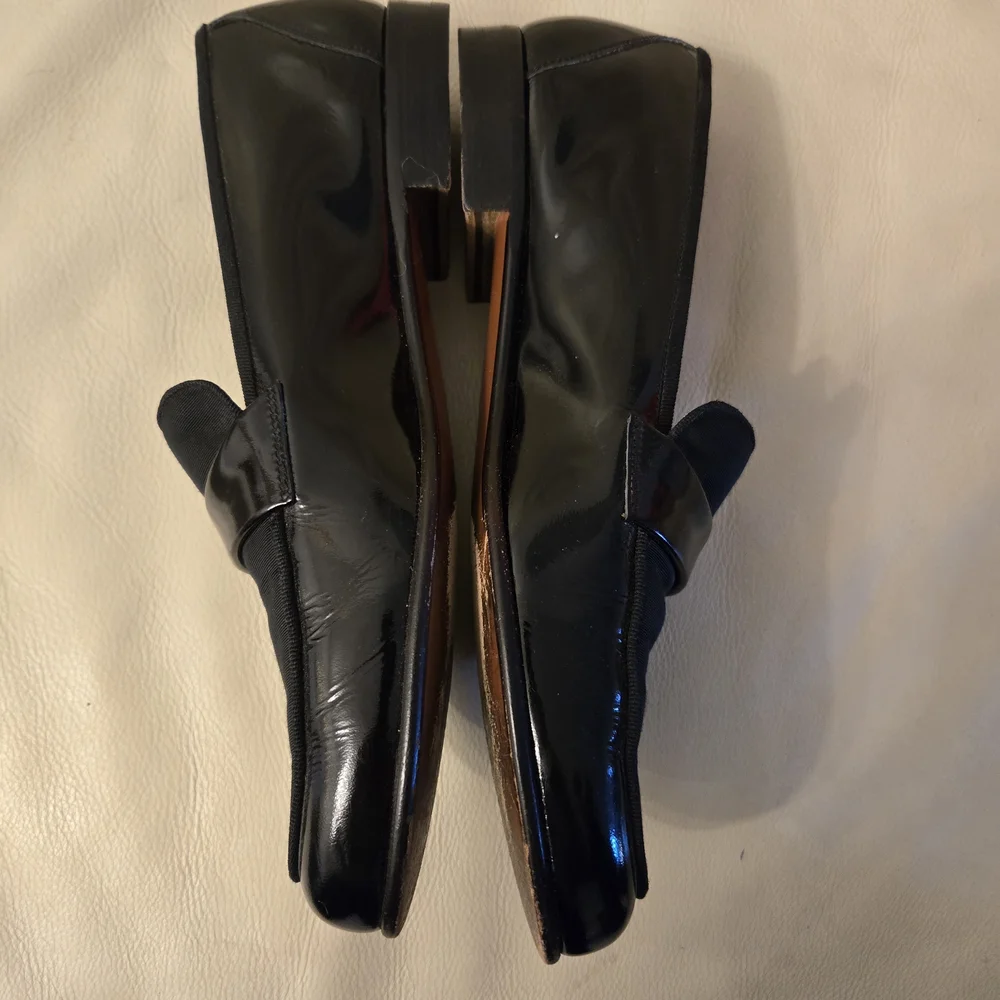 Salvatore Ferragamo elegant black